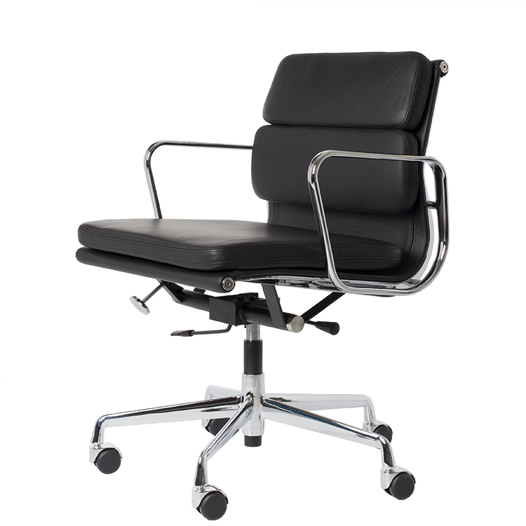 Charles Eames style, Chaise de bureau EA217 cuir noir