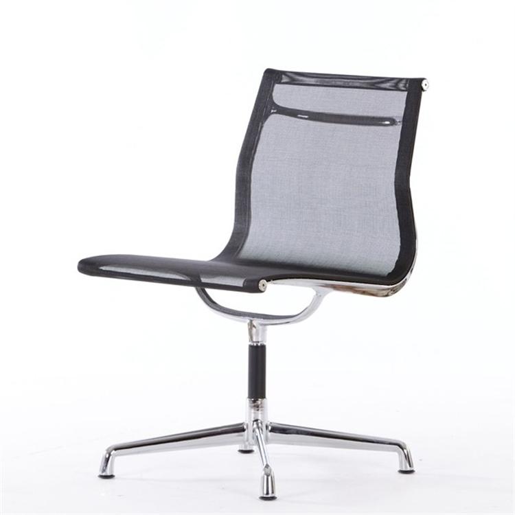 Charles Eames style, Président de la conférence EA105 mesh netweave noir