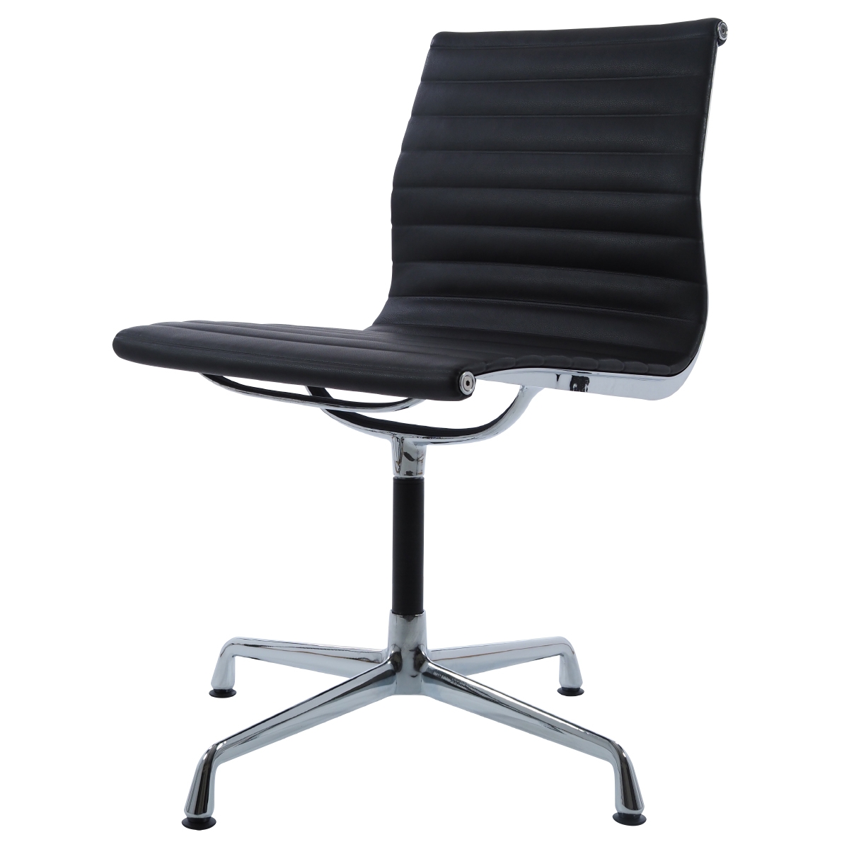 Charles Eames style, Président de la conférence EA105 cuir noir