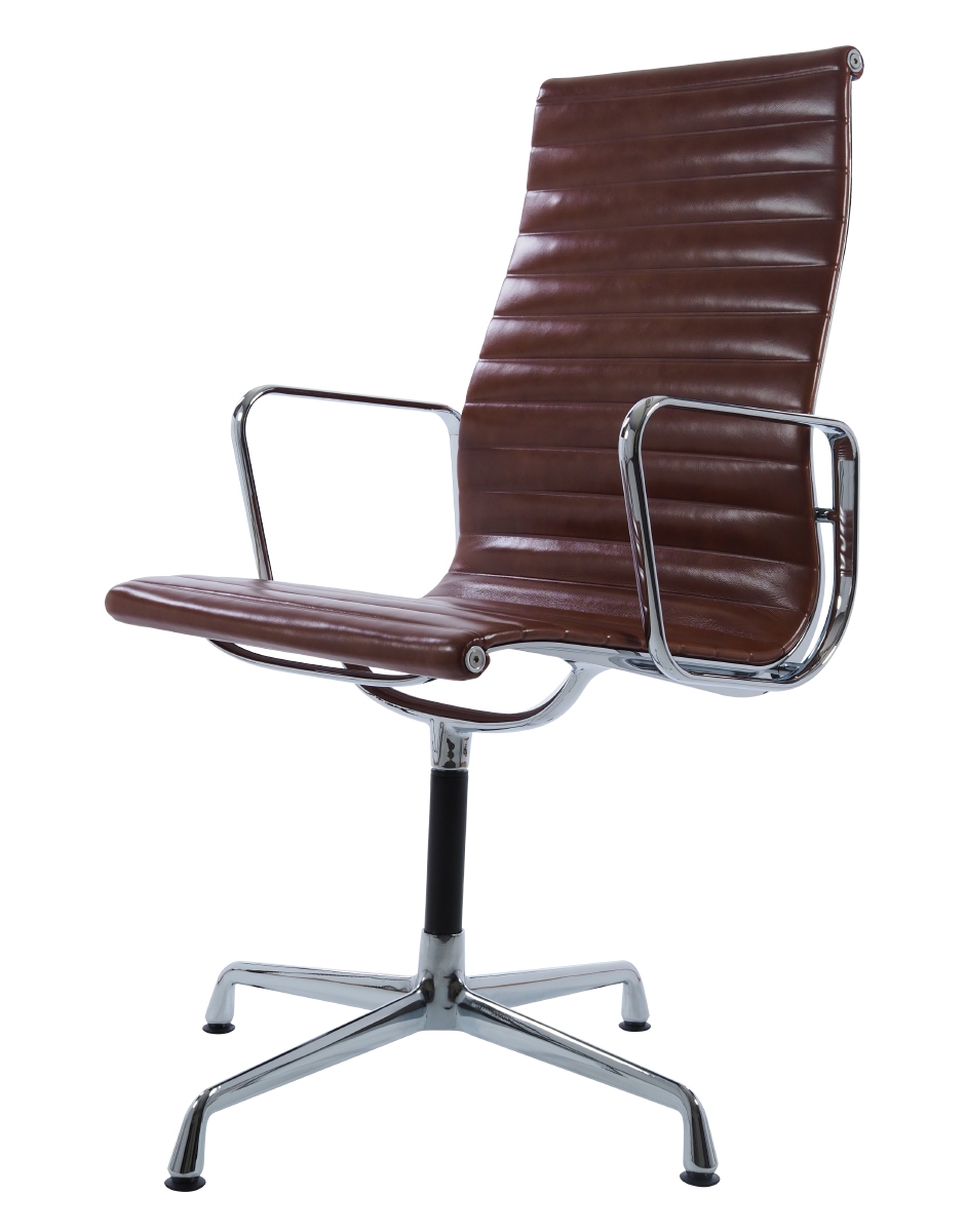Charles Eames style, Président de la conférence EA109 antique